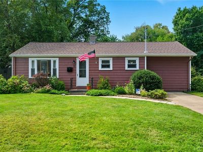 11 Observatory Rd, Warwick, RI, 02888