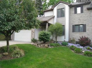 5010 Belden Park Dr NW, North Canton, OH