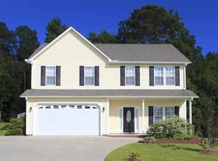 207 Rudolph Ln, Hubert, NC 28539