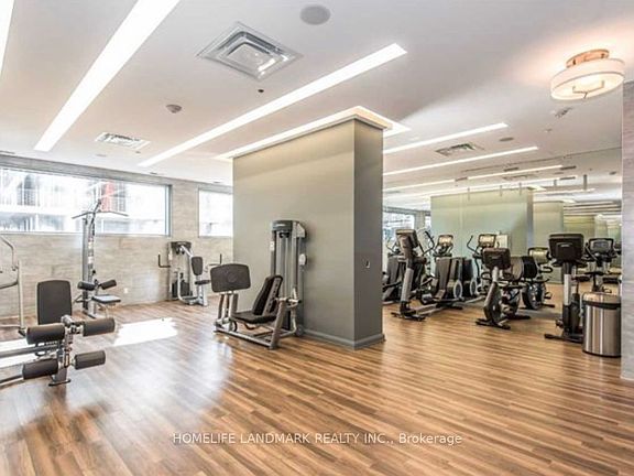 4th image of 155 Yorkville Ave #1014