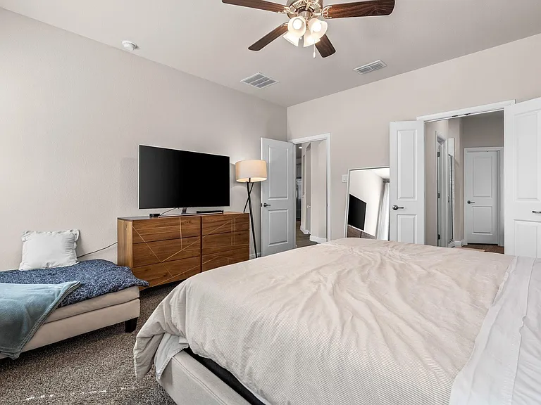 5505 Cypress Point Dr — Photo 19