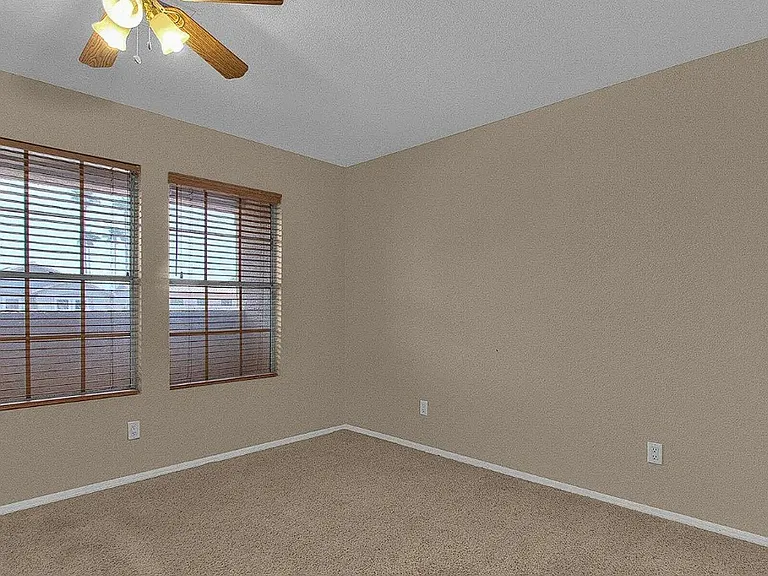 3110 W Baylor Ln — Photo 32
