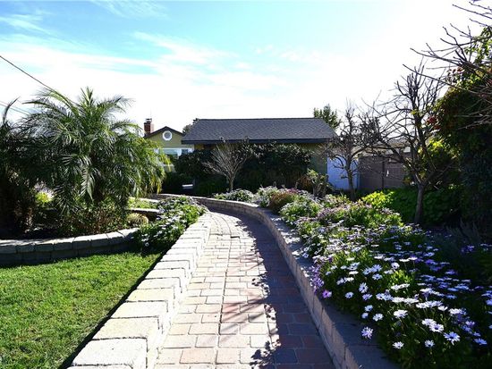 1338 W 221st St, Torrance, CA 90501