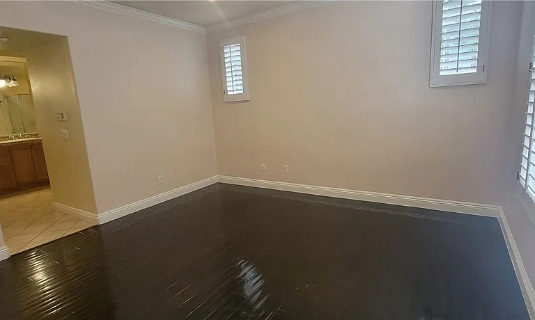 170 Hayward — Photo 13