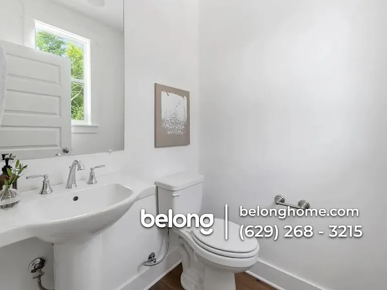802 Briar Cir — Photo 7