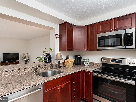 5th image of 6051 Wild Ginger Ct