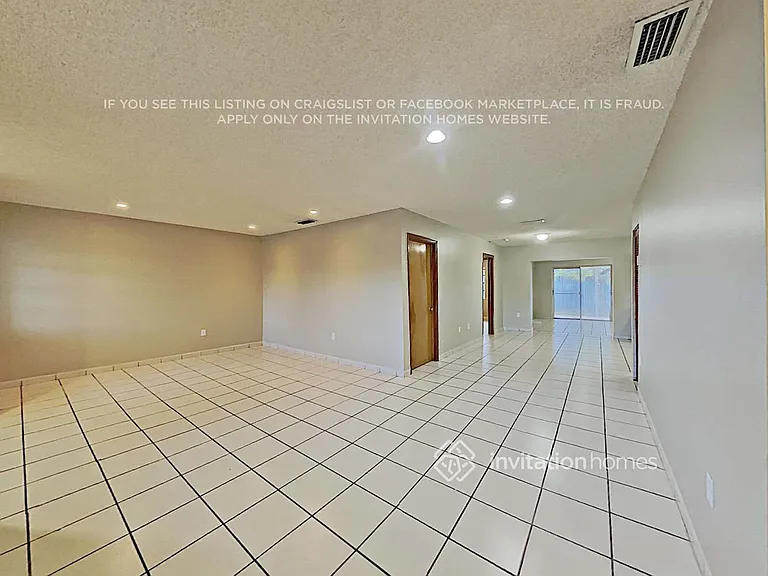 5920 SW 148th Ave — Photo 6