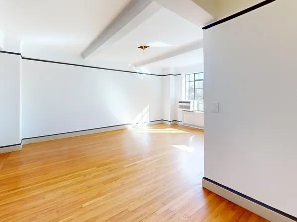 1 Christopher Street image 2 of 7