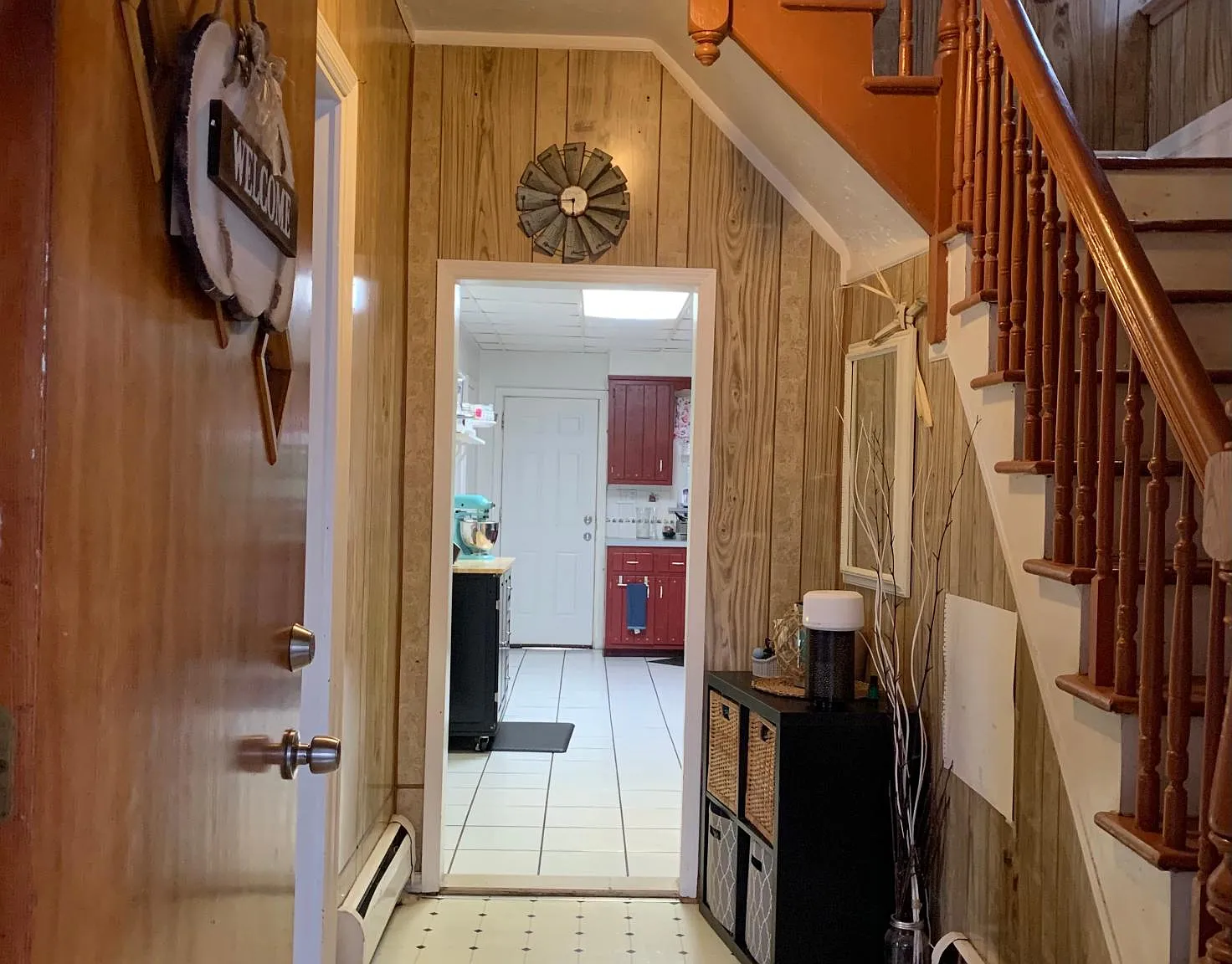 5 bed, 2.5 bath, 2000 sqft, $3,300 — Photo 2