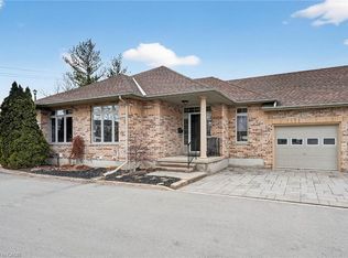 139 Glendale Ave #1, Saint Catharines, ON L2T 2K2