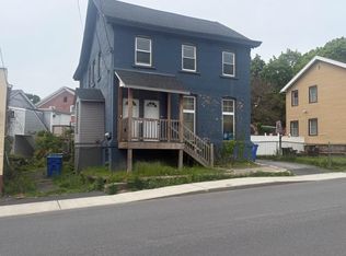 8 Roberts St #2A, Middletown, NY 10940