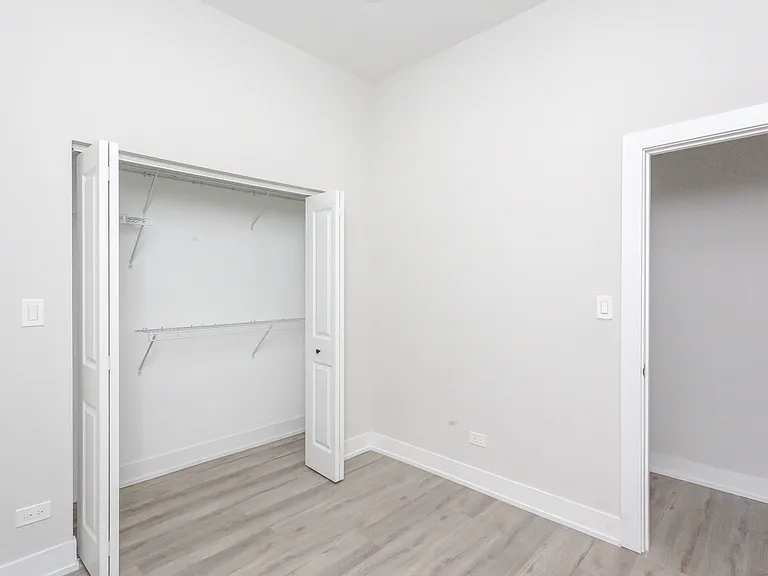 818 W 18th St #4M — Photo 7