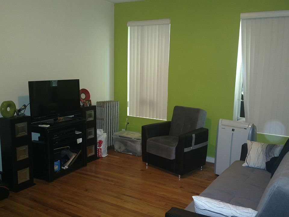 1st image of 2411 29th St