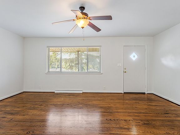 4th image of 1281 49th Pl S