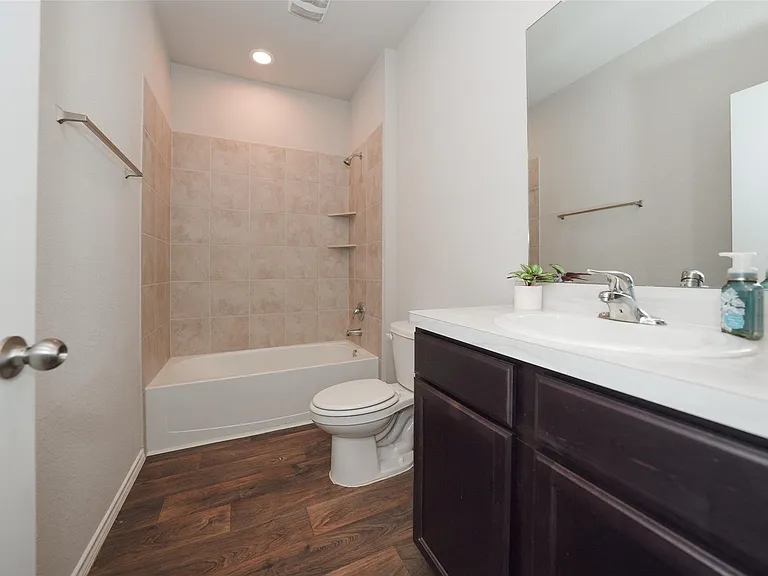 20818 Edmeston Way — Photo 7