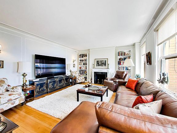 5th image of 5000 S East End Ave APT 24B