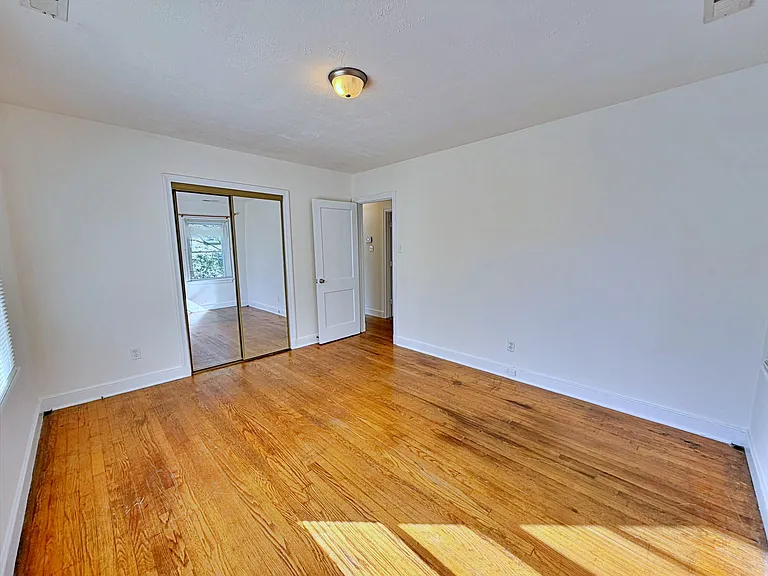 4838 Stanley Dr — Photo 23