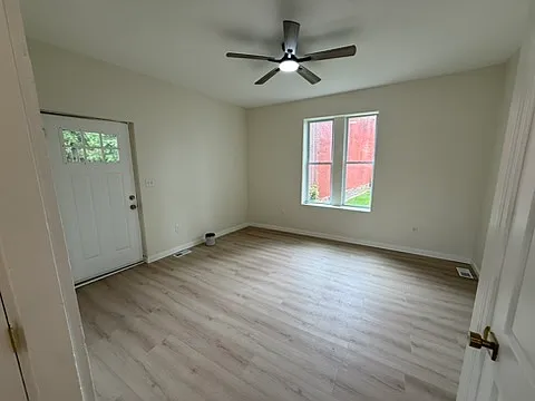 2818 Texas Ave — Photo 3
