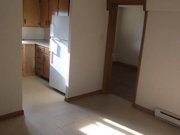 Kitchen Dining Area