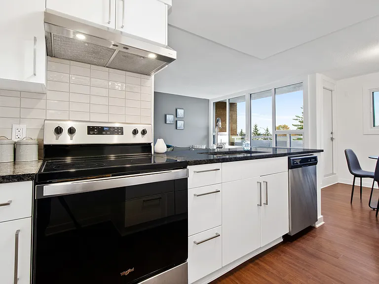 58 Bayshore Dr — Photo 47