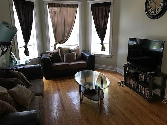 2nd image of 6943 S Wabash Ave #1
