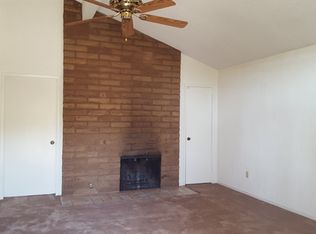 4221 N College Ave, Fresno, CA 93704