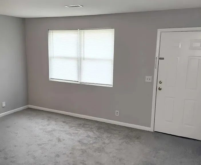 2905 Walnut Crest Dr #B — Photo 3