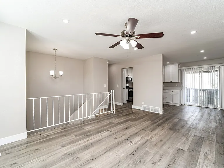1580 W Bora Bora Dr — Photo 4
