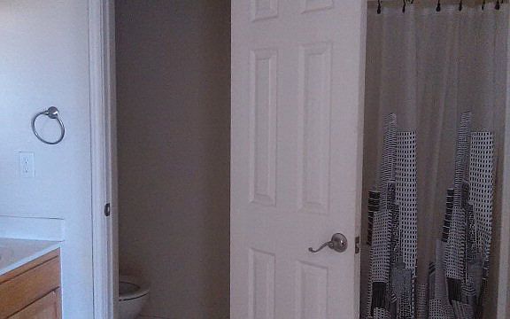 3rd image of 1552 Res St