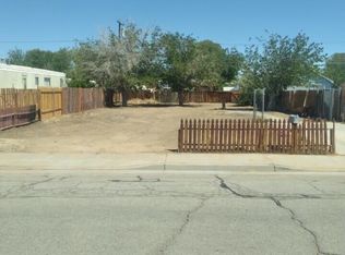 1320 W Saint George Ave, Ridgecrest, CA 93555