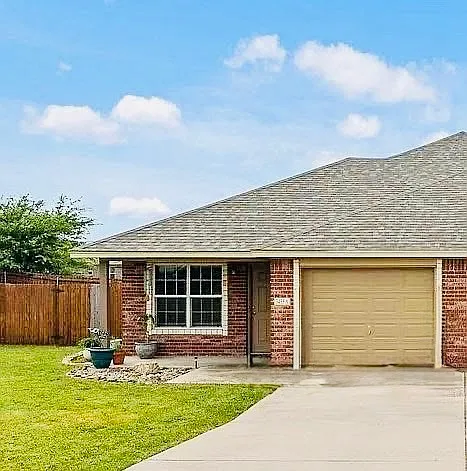 3749 West Amity Road - B — Photo 1