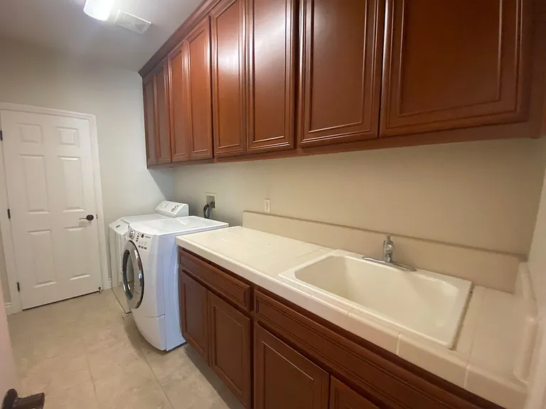 3603 Fieldview Ct — Photo 36