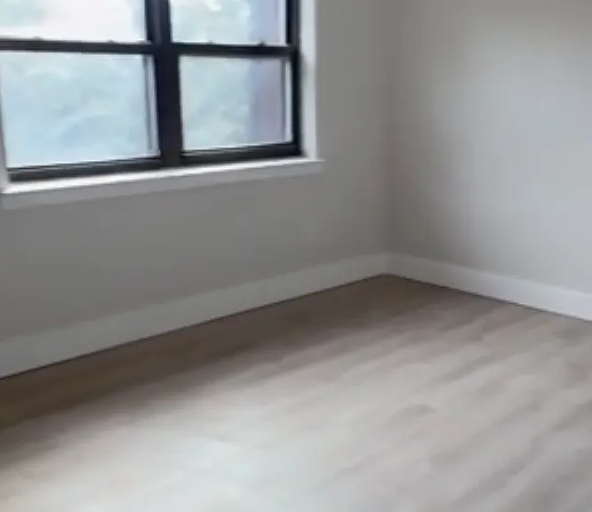 136 Albany Blvd #17E — Photo 6
