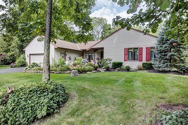 1st image of 15636 Thornwood Dr