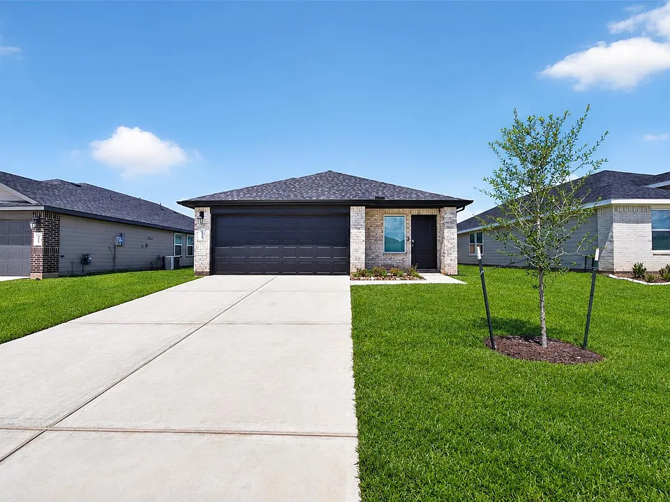 31214 Carmelas Landing Dr