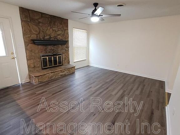2nd image of 7914 Gleason Dr APT 1161