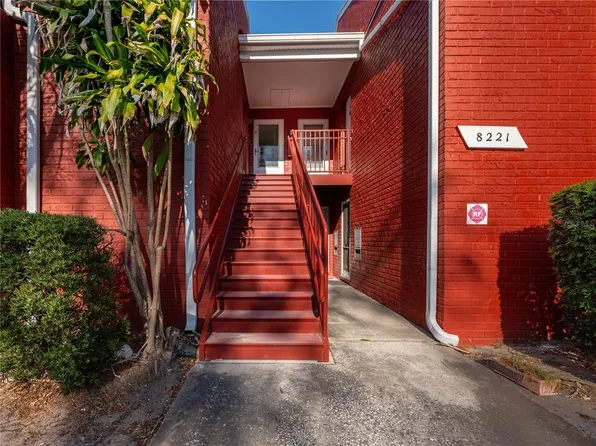 8221 12th Way N APT F, Saint Petersburg, FL 33702
