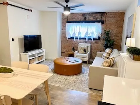 1 bed, 660 sqft, $1,150 — Photo 4