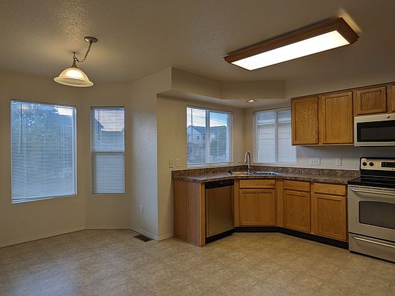 4th image of 7446 Flathead Lake Dr
