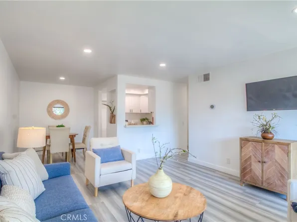 600 W 3rd St APT A311, Santa Ana, CA 92701