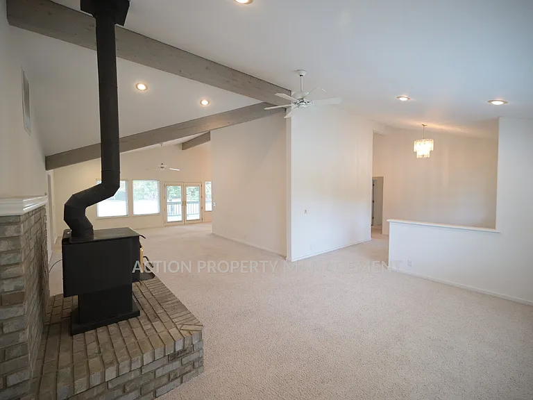 123 Beeson Rd — Photo 6
