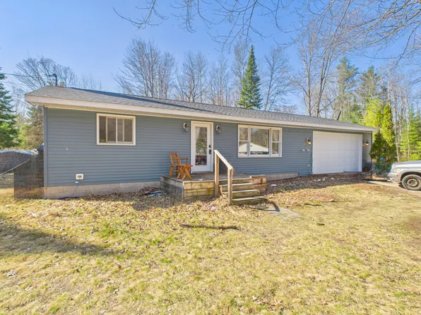 687 Harbor View Dr, Mio, MI 48647