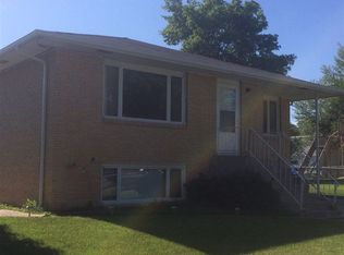 412 N 13th St, Bismarck, ND 58501