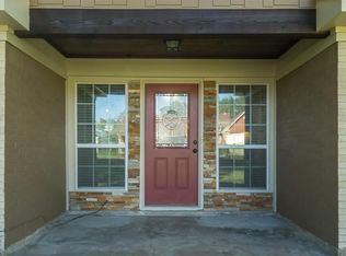 3607 Hummingbird Ln, Alvin, TX 77511