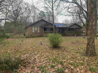 226 N Oak St, Mize, MS 39116