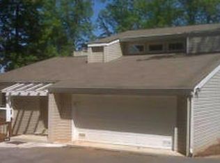 16576 Moneta Rd, Moneta, VA 24121