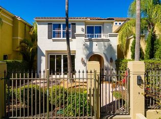 1040 Royal Pass Rd, Tampa, FL 33602