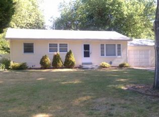 1533 Lakeside Ln, Saint Louis, MO