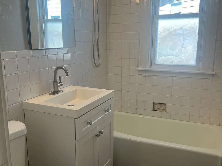 361 Burritt St #1 — Photo 6