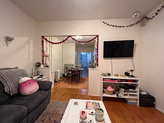 Rented by Oxford Property Group | media 23